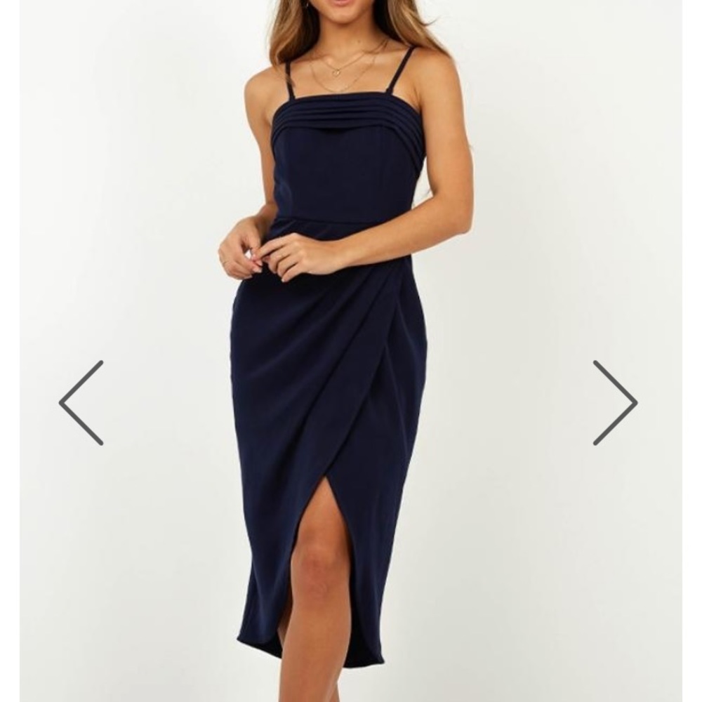 Showpo dress Brand New never been worn